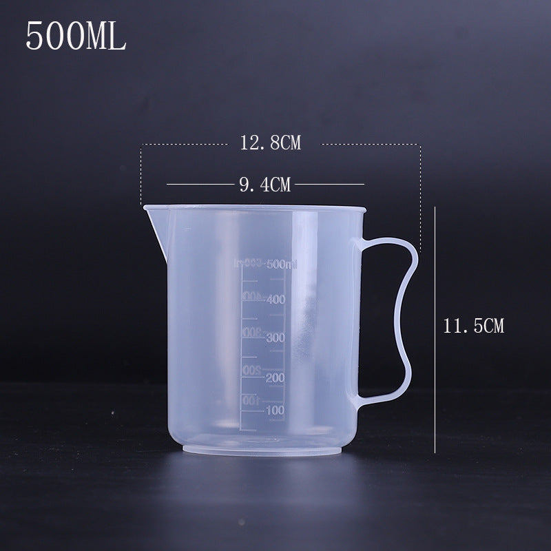 Baking plastic measuring cup